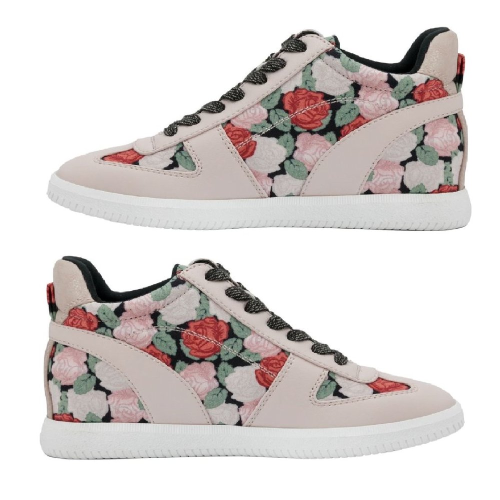 brand new TRUE CRAFT Women's Size 8 Medium Jens Pink Rose Print Sneakers 8M